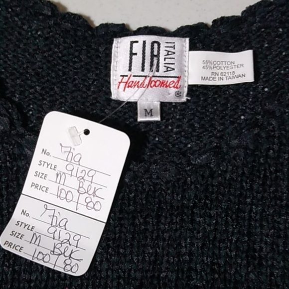 Women's Knitted Detailed Embellish Top - Picture 8 of 11